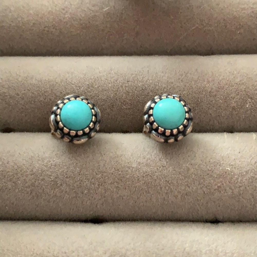 Pandora birthday blooms earrings